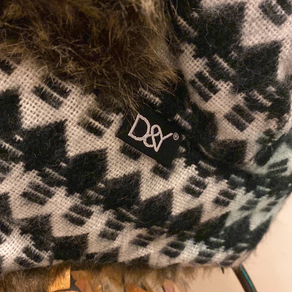 D&Y (David and Young), Trapper Hat. - Picture 9 of 14